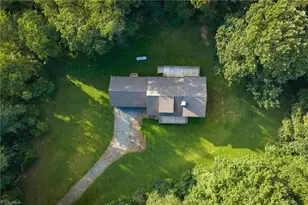 486 Hunter-Lysik Wy, Laurel Springs, NC 28644 - Photo 3