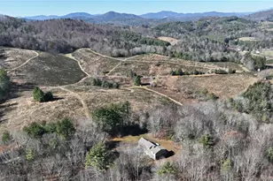 486 Hunter-Lysik Wy, Laurel Springs, NC 28644 - Photo 3