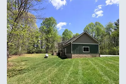 486 Hunter-Lysik Way, Laurel Springs, NC 28644 - Photo 3