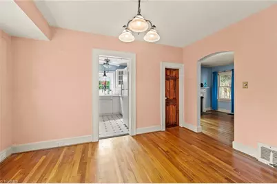 1043 Irving Street, Winston-Salem, NC 27103 - Photo 7