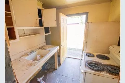 3425 Martin Avenue, Greensboro, NC 27405 - Photo 35