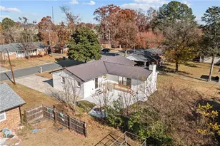 115 Eastway Ln, Graham, NC 27253 - Photo 9