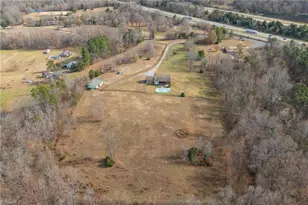 6318 Gray Farm Rd, High Point, NC 27263 - Photo 43