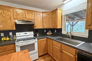 437 Deer Crossing Ln, Lenoir, NC 28645 - Photo 21