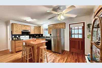 437 Deer Crossing Lane, Lenoir, NC 28645 - Photo 9