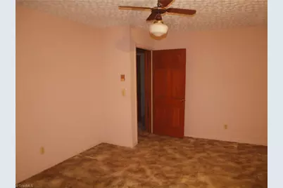 206 Oak Leaf Road, Asheboro, NC 27205 - Photo 13