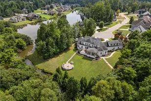 1326 Lochshire Dr, Burlington, NC 27215 - Photo 3