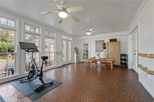 124 Beverly Pl, Greensboro, NC 27403 - Photo 17