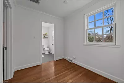 124 Beverly Place, Greensboro, NC 27403 - Photo 37