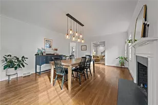 124 Beverly Pl, Greensboro, NC 27403 - Photo 11