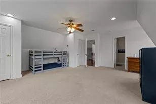 124 Beverly Pl, Greensboro, NC 27403 - Photo 33