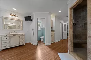 124 Beverly Pl, Greensboro, NC 27403 - Photo 31