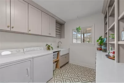 124 Beverly Place, Greensboro, NC 27403 - Photo 23