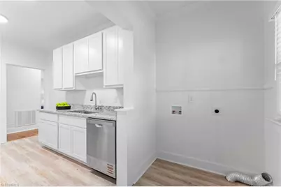 1112 W Webb Avenue, Burlington, NC 27217 - Photo 11