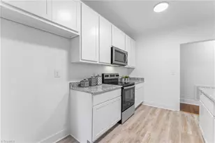 1112 W Webb Ave, Burlington, NC 27217 - Photo 9