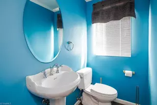 1108 Gatehouse Rd, High Point, NC 27262 - Photo 9