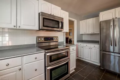 1108 Gatehouse Road, High Point, NC 27262 - Photo 7