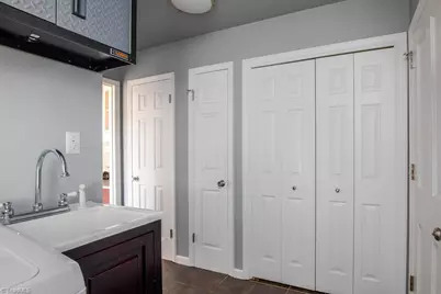 1108 Gatehouse Road, High Point, NC 27262 - Photo 11