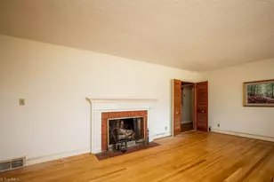 1519 McGuinn Dr, High Point, NC 27262 - Photo 11