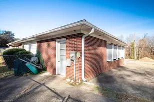 1519 McGuinn Dr, High Point, NC 27262 - Photo 5