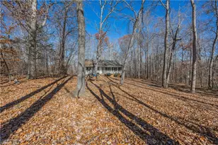 830 Country Place Rd, Asheboro, NC 27205 - Photo 9