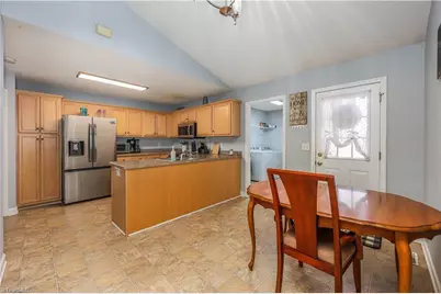 830 Country Place Road, Asheboro, NC 27205 - Photo 11