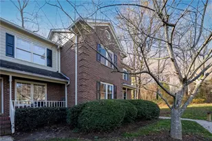 19 Park Village Ln, Greensboro, NC 27455 - Photo 21