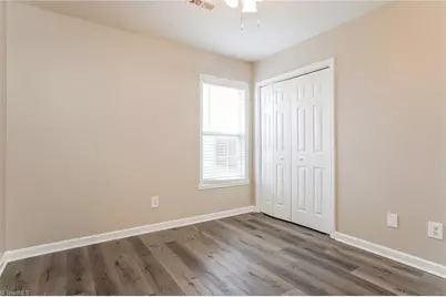 3915 Bluestem Drive, Greensboro, NC 27405 - Photo 9