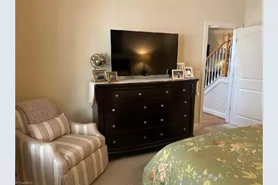 4112 Baylor Street, Greensboro, NC 27455 - Photo 9