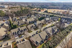 5511 7 Gates Dr, Greensboro, NC 27410 - Photo 37