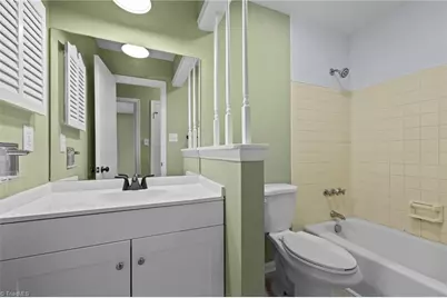 2403 Four Seasons Boulevard, Greensboro, NC 27407 - Photo 9