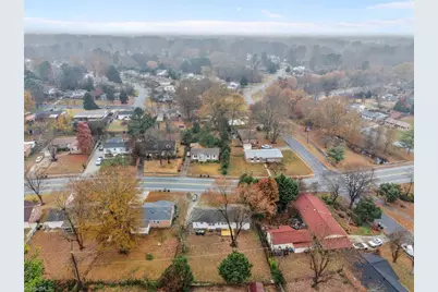 2403 Four Seasons Boulevard, Greensboro, NC 27407 - Photo 41