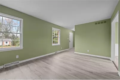 2403 Four Seasons Boulevard, Greensboro, NC 27407 - Photo 21