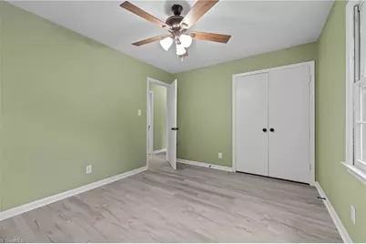 2403 Four Seasons Boulevard, Greensboro, NC 27407 - Photo 29