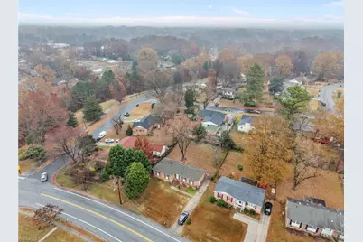 2403 Four Seasons Boulevard, Greensboro, NC 27407 - Photo 39