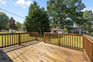 10 Hames St, Lexington, NC 27295 - Photo 5