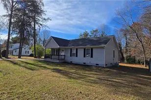 4146 Carnation Dr, Winston-Salem, NC 27105 - Photo 3