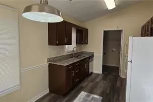 4146 Carnation Dr, Winston-Salem, NC 27105 - Photo 9