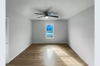 1119 Picard Street, Greensboro, NC 27405 - Photo 9