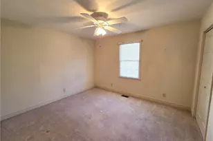 1545 Bradley Rd, Pinnacle, NC 27043 - Photo 15