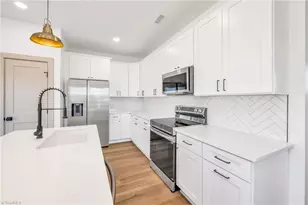 2119 24th St Ln SE, Hickory, NC 28602 - Photo 17