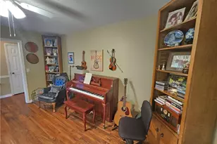 1374 W Lake Dr, Asheboro, NC 27205 - Photo 15