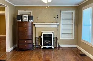 413 Greenwood Dr, High Point, NC 27262 - Photo 5