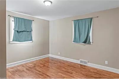 133 South Street, Elkin, NC 28621 - Photo 11