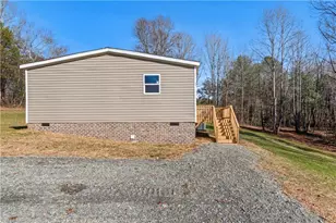 251 Center Ln, Thurmond, NC 28683 - Photo 27