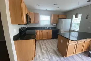 96 Tannenbaum Cir, Greensboro, NC 27410 - Photo 5