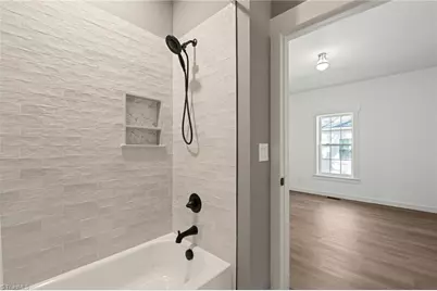 207 W Holt Street, Burlington, NC 27217 - Photo 21