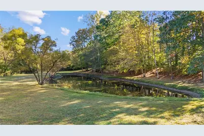 2908 Maggie Court, High Point, NC 27262 - Photo 9