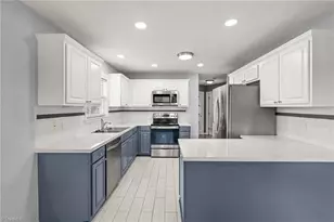 2866 Bridgeport Dr, Winston-Salem, NC 27103 - Photo 7