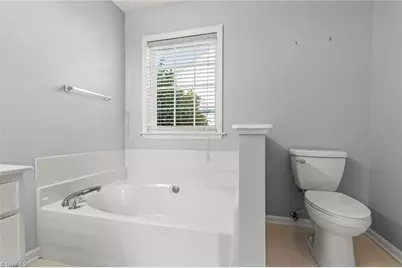 2866 Bridgeport Drive, Winston-Salem, NC 27103 - Photo 17